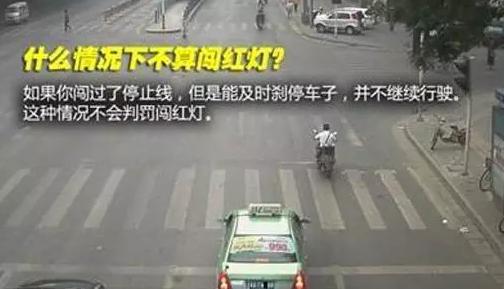 車輛進(jìn)出環(huán)島時(shí)需要打轉(zhuǎn)向燈嗎?